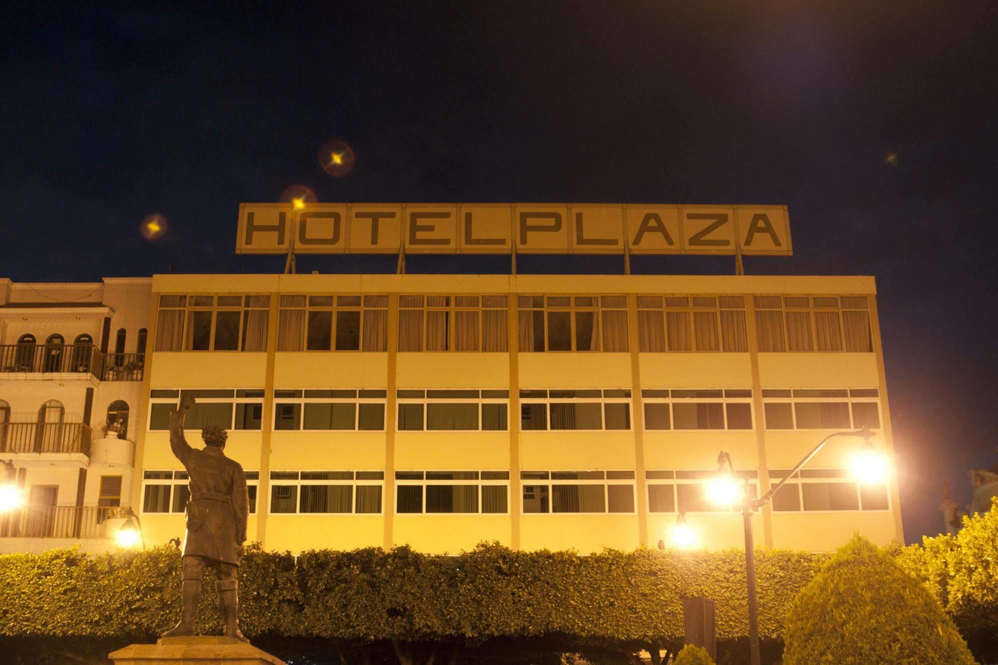 Hotel Plaza Sahuayo Exterior photo